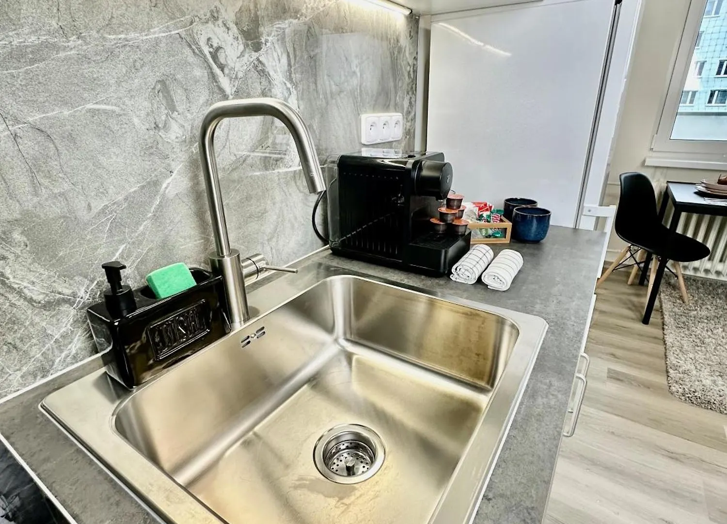 1Bdr Dazzling Apartment Only 8 Min To Wenceslas Square Prága