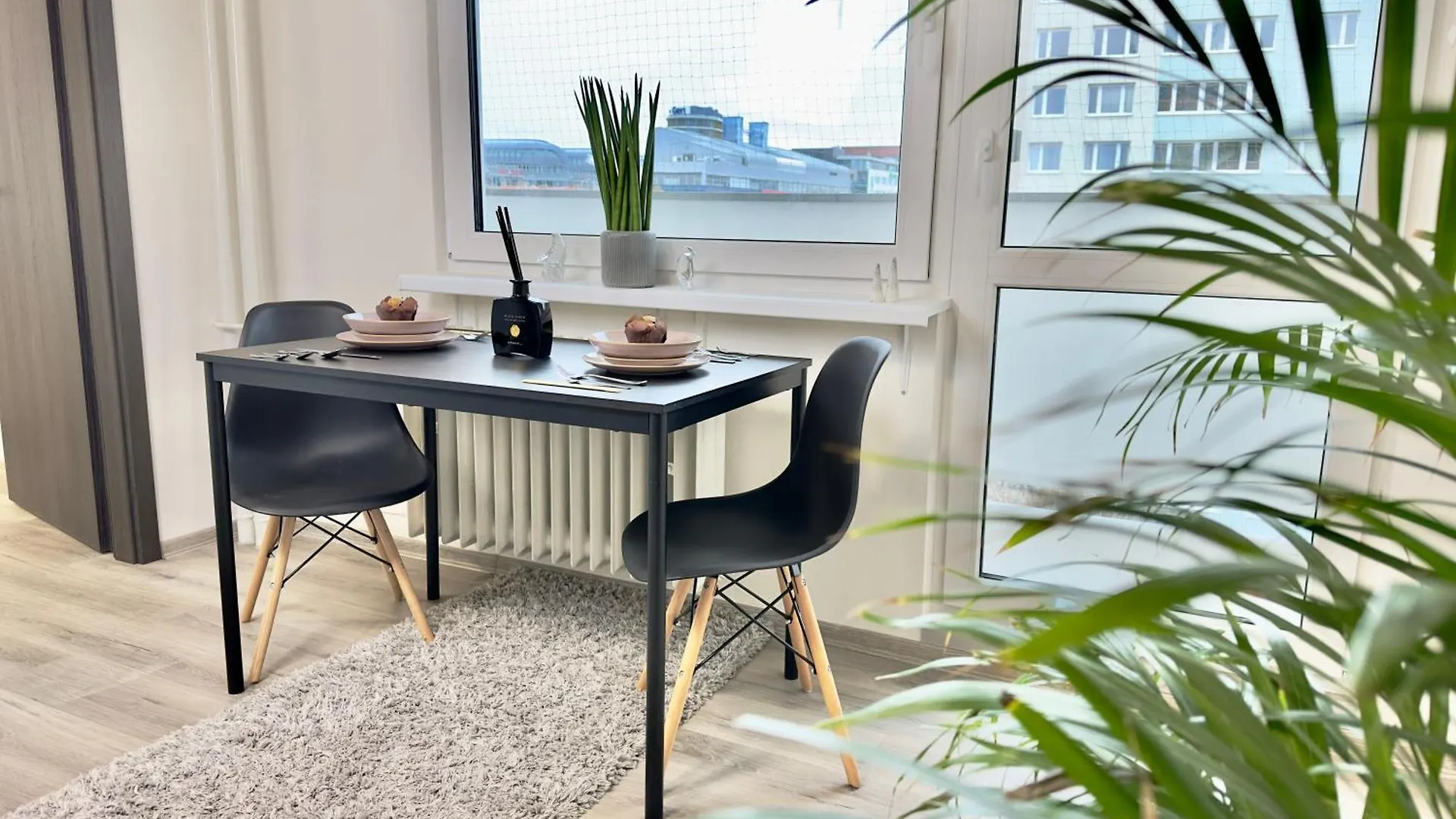 1Bdr Dazzling Apartment Only 8 Min To Wenceslas Square براغ 0*,  جمهورية التشيك